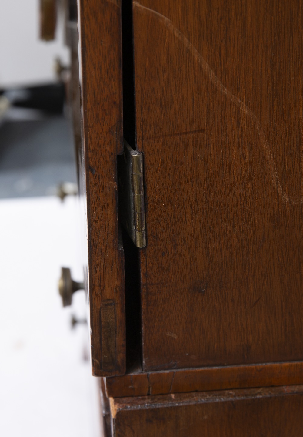 A 19TH CENTURY MAHOGANY LINEN PRESS with twin panelled doors above two short and two long drawers - Image 8 of 10