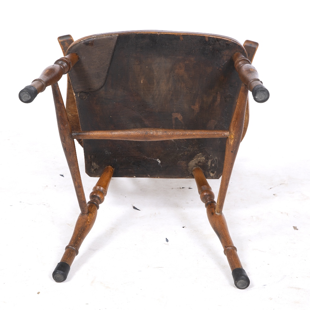 AN OLD WINDSOR CHAIR with comb back, 55cm wide x 88cm high Condition: signs of old woodworm - Image 5 of 5