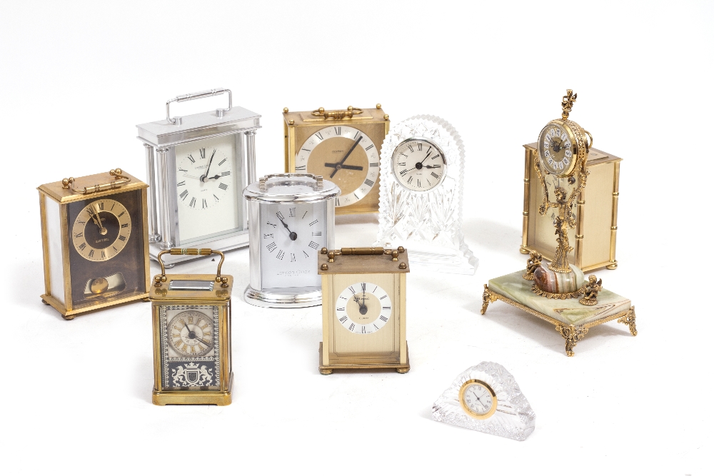A GROUP OF EIGHT MECHANICAL WALL AND MANTLE CLOCKS AND TIMEPIECES together with nine further - Image 2 of 5