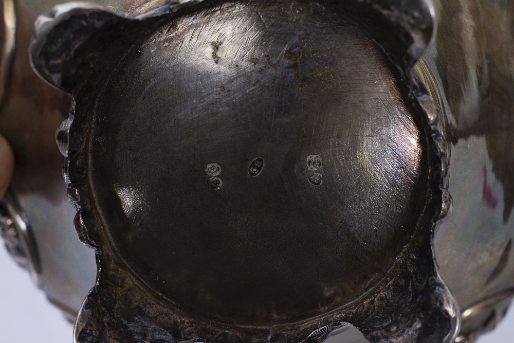 A WILLIAM IV SILVER SUGAR BOWL with embossed floral decoration and coat of arms, bearing marks for - Image 3 of 5