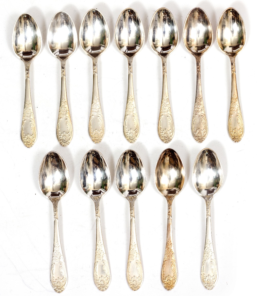 AN EXTENSIVE CANTEEN OF SILVER PLATED CUTLERY decorated to the finial and handles with scrolling - Image 11 of 17