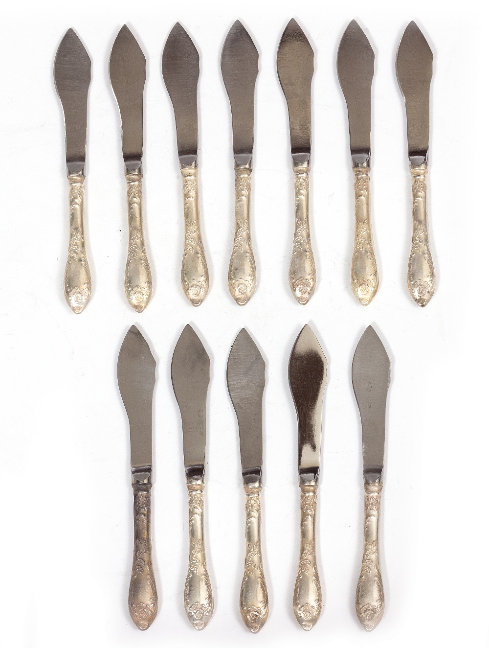 AN EXTENSIVE CANTEEN OF SILVER PLATED CUTLERY decorated to the finial and handles with scrolling - Image 16 of 17