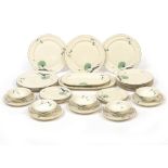 A ROSENTHAL WINIFRED PATTERN DINNER SERVICE 32 pieces At present, there is no condition report
