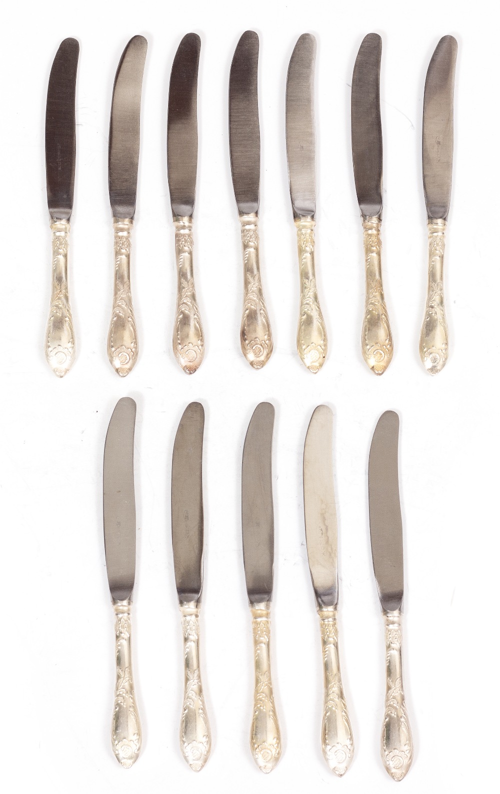 AN EXTENSIVE CANTEEN OF SILVER PLATED CUTLERY decorated to the finial and handles with scrolling - Image 5 of 17