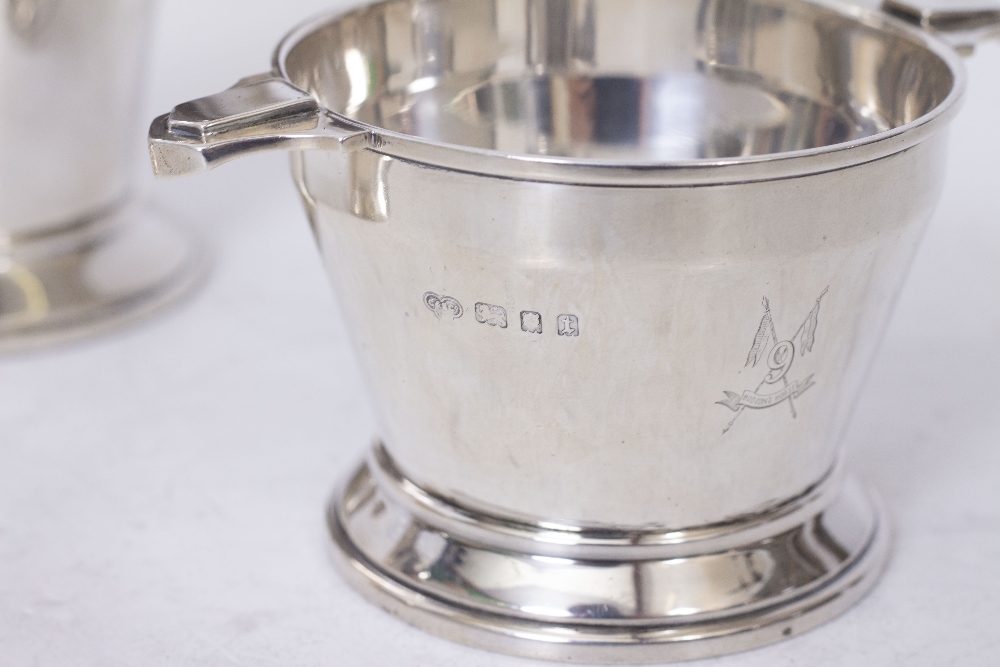 AN ART DECO SILVER COFFEE SET with marks for London 1934 and makers mark 'Goldsmiths and - Image 4 of 6