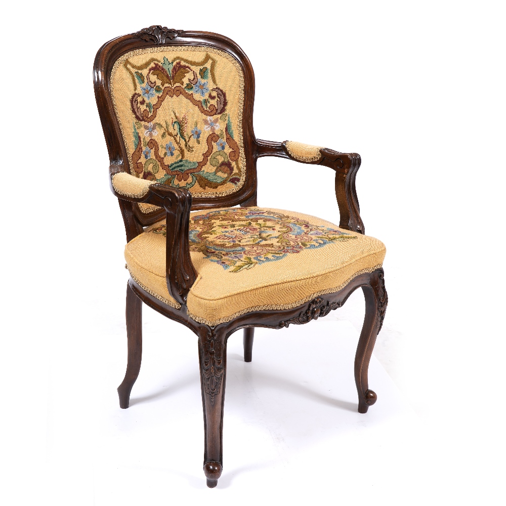 A CONTINENTAL MAHOGANY FAUTEUIL OPEN ARMCHAIR with flower carved cresting rail, needlework - Bild 4 aus 4