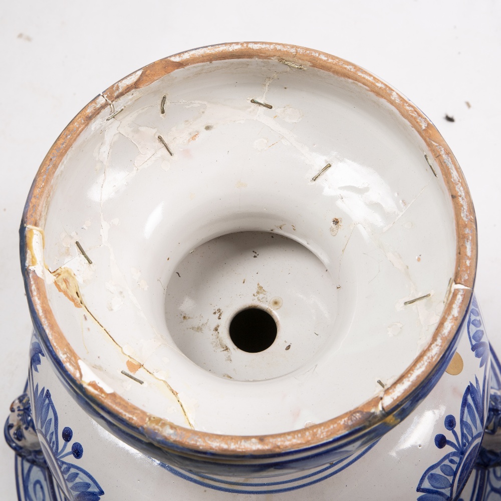 A PAIR OF LARGE CONTINENTAL TIN GLAZED VASES of campana form, decorated with lion masks and - Bild 7 aus 8