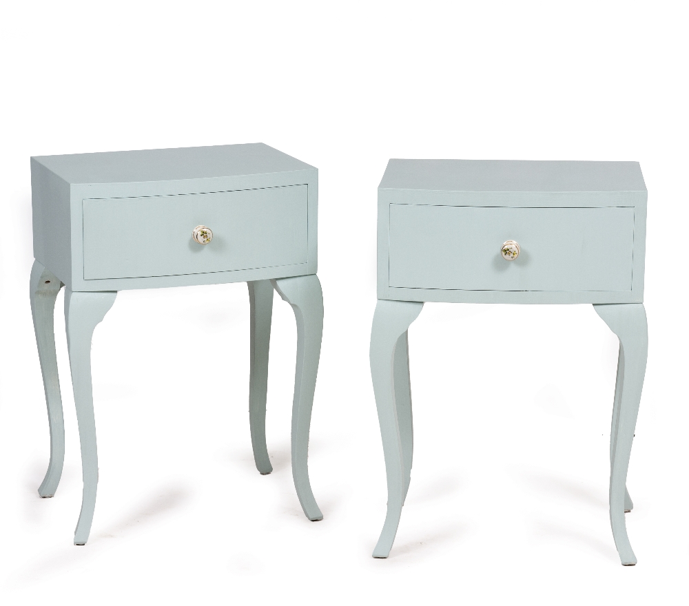 A PAIR OF GREEN PAINTED BOW FRONTED BEDSIDE TABLES each with a single drawer and standing on