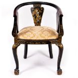 AN EARLY 20TH CENTURY CHINOISERIE LACQUERED TUB CHAIR with an upholstered inset seat, cabriole