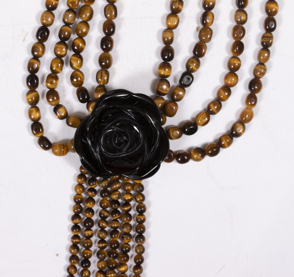 A TIGERS EYE BEAD NECKLACE with a rose pendant, 4cm diameter Condition: in good condition - Image 2 of 4