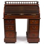 AN EDWARDIAN MAHOGANY ROLL TOP DESK 91cm wide x 57cm deep x 103cm high Condition: surface marks,