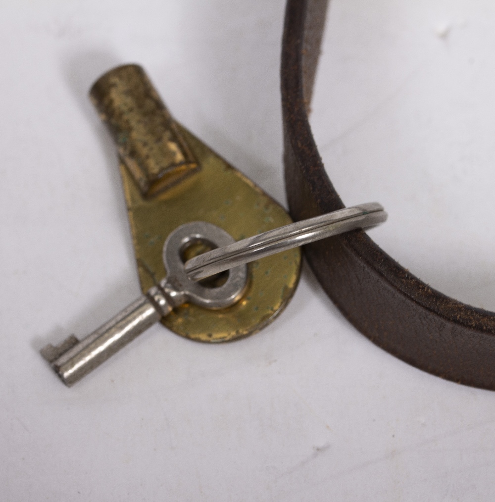 AN EARLY 20TH CENTURY BRASS NIGHT WATCHMAN'S RECORDING CLOCK by Dent, engraved with the makers - Image 3 of 4