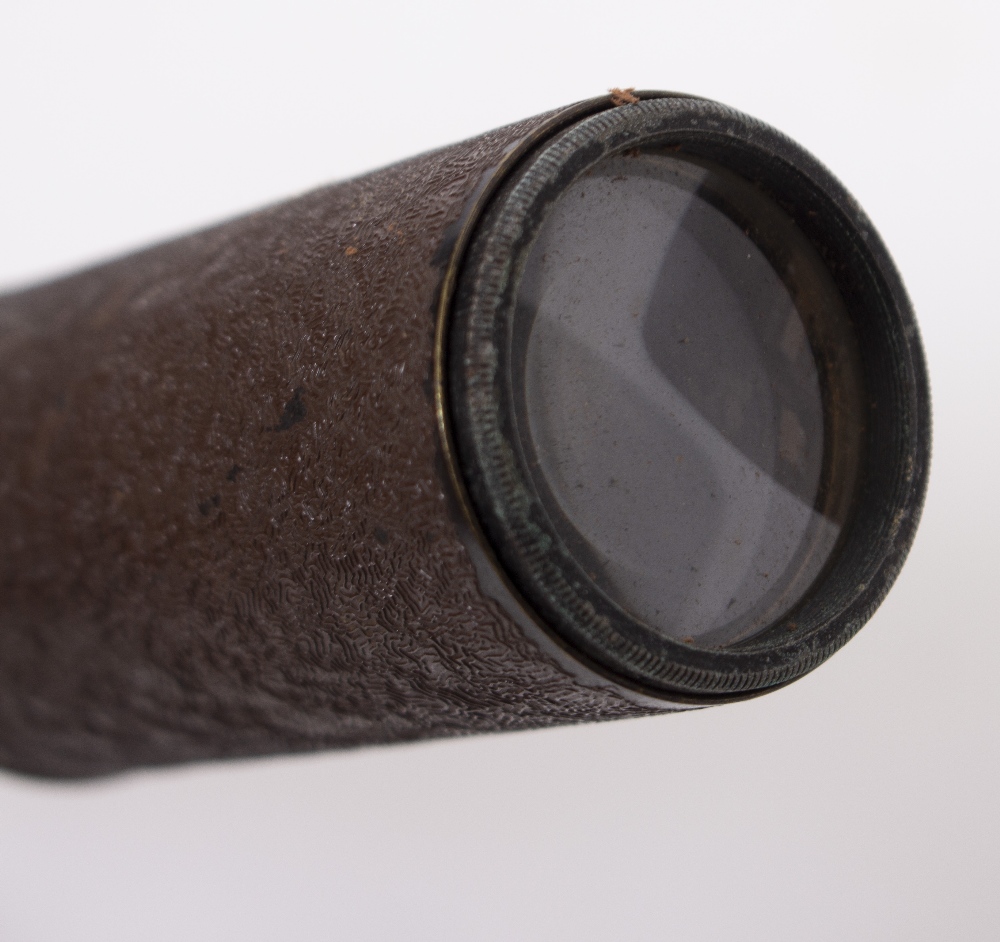 A TWO DRAWER BRITEX SPOTTER TELESCOPE with painted finish and leather end caps, 50.5cm long extended - Image 4 of 6