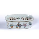 Famille rose decorated box Chinese, 19th Century decorated to the sides depicting children and