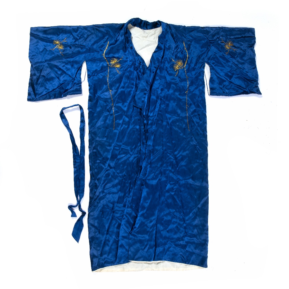 Blue silk robe Chinese, 20th Century with gold metal thread of a swooping bird to the back