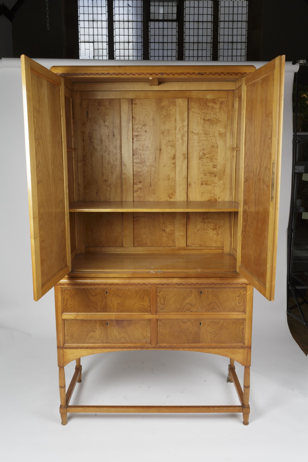 Continental linen press, with marquetry inlay and checkerboard detailing, ash, 20th Century 110cm - Image 2 of 7