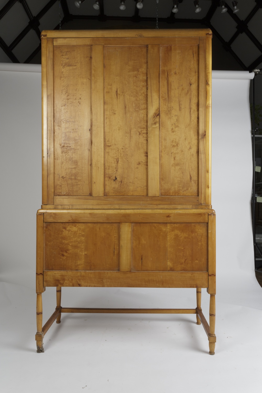 Continental linen press, with marquetry inlay and checkerboard detailing, ash, 20th Century 110cm - Image 7 of 7