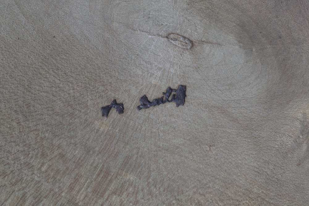 20th Century carved tray, walnut, indistinct signature to the reverse 28cm across - Image 4 of 4