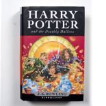 Book Rowling, JK Harry Potter and the Deathly Hallows, 1st edition 2007 Provenance: Long Court,