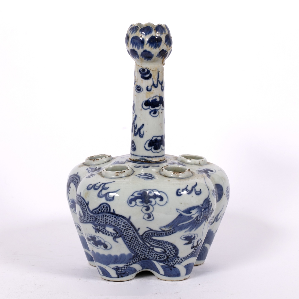 Blue and white tulip vase Chinese, 19th Century decorated to the body with two dragons chasing a - Image 2 of 7