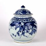 Blue and white globular jar shaped vase and cover Chinese, Kangxi (1662-1722) with short waisted