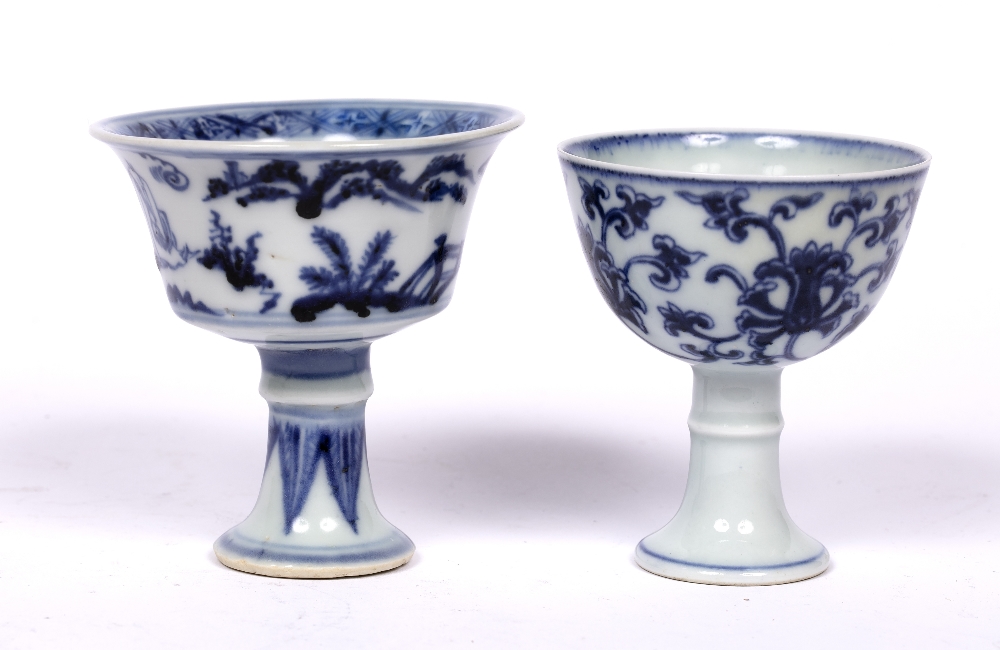 Export blue and white stem cup Chinese, late Ming decorated with two figures in a landscape amidst