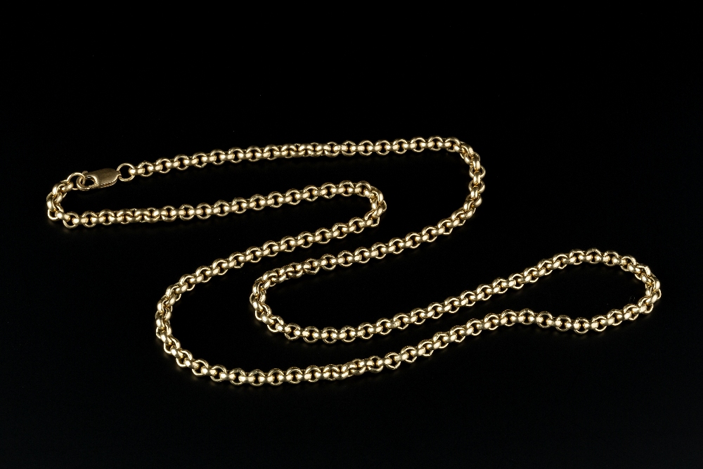 A 9CT GOLD BELCHER-LINK CHAIN, length 70cm