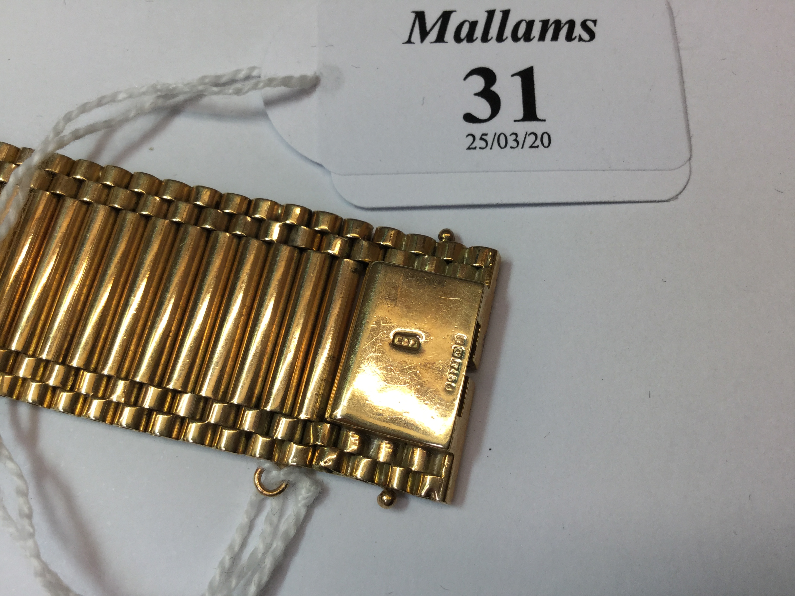 A 9CT GOLD FANCY-LINK BRACELET, of brick-link design, with Birmingham hallmark, length 18.5cm - Image 4 of 5