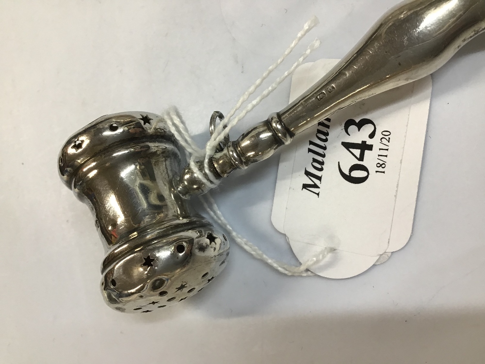 AN EDWARDIAN SILVER NOVELTY BABY'S RATTLE, in the form of a gavel, by Crisford & Norris Ltd, - Image 3 of 5