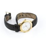 A LADY'S 18CT GOLD WRISTWATCH BY CHOPARD, the circular white dial with gilt baton markers and date