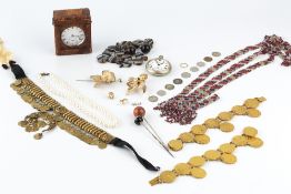 A COLLECTION OF JEWELLERY AND WATCHES, to include an Edwardian silver open face pocket watch, with