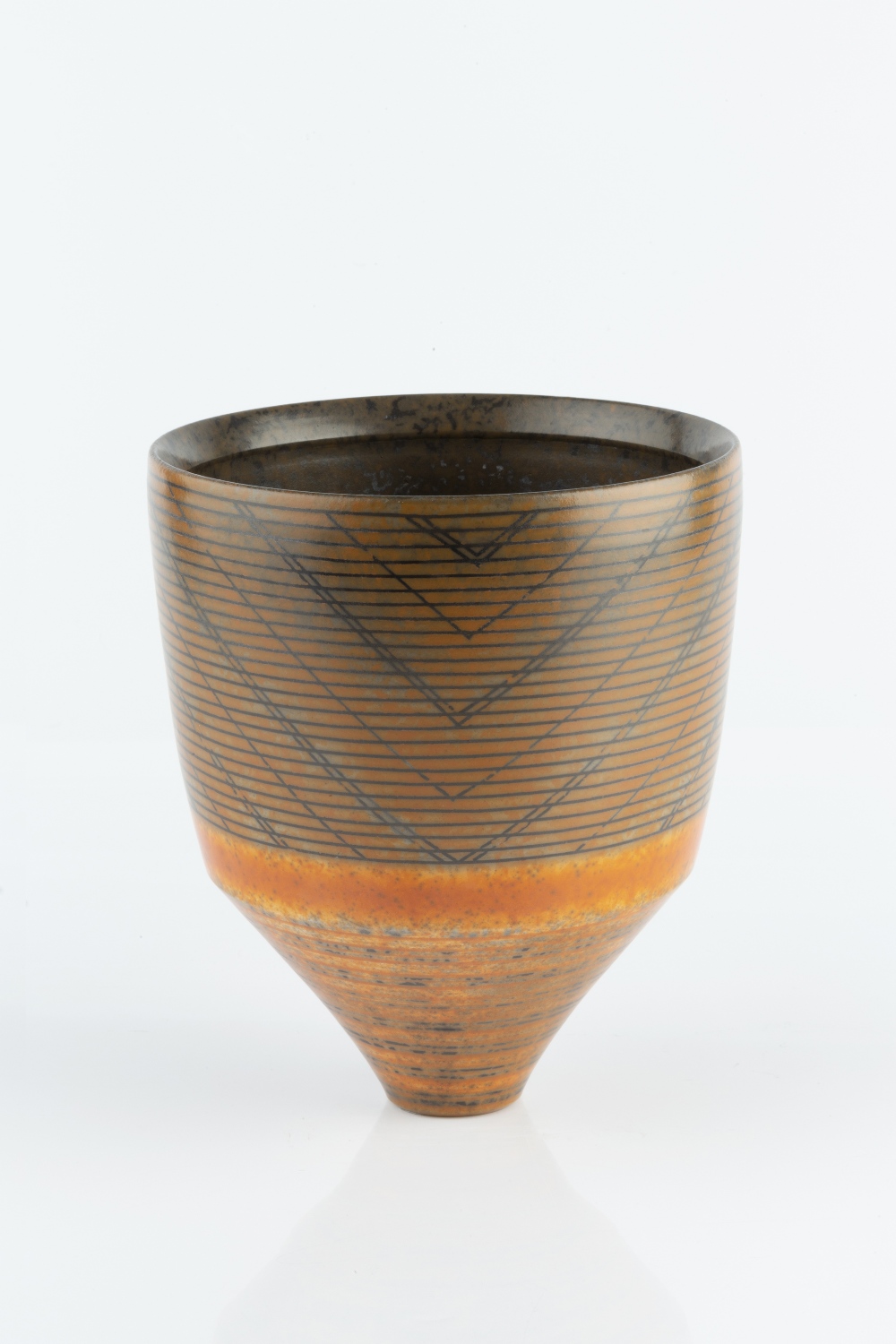 Duncan Ross (b.1943) Vase burnished terra sigillata with geometric pattern above bands of orange - Image 2 of 3