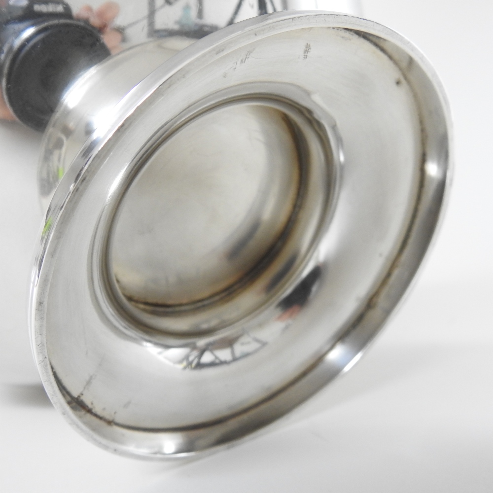 A modern silver bowl, of circular shape, with an undulating rim, on a pedestal base, - Image 3 of 5