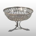 An Edwardian pierced silver bonbon dish, of pedestal form, Sheffield 1907, 12cm diameter,