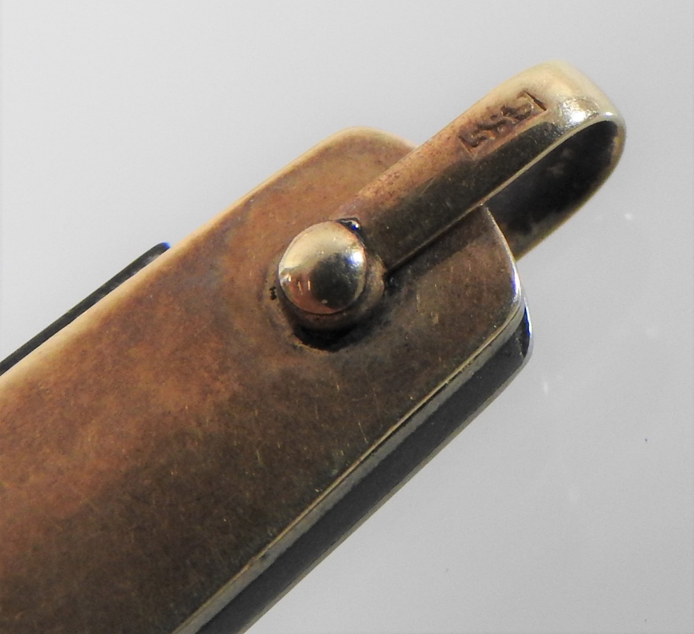 An early 20th century 14 carat gold cased folding fruit knife, with two folding steel blades, - Image 3 of 9