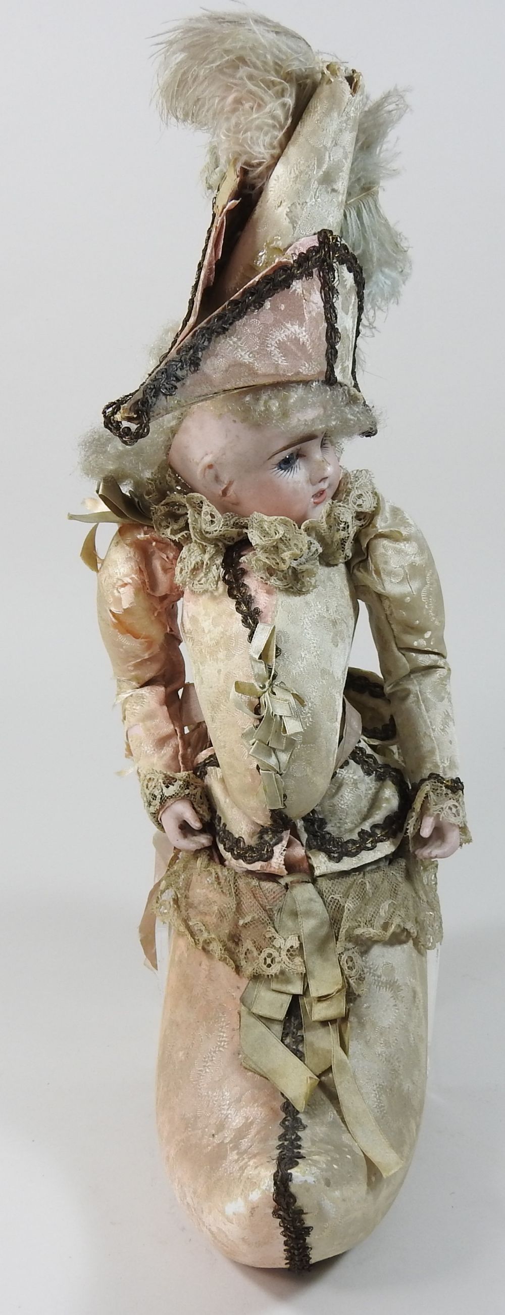 A rare and unusual 19th century French Etienne Denamur bisque headed Boissier chocolate box doll, - Image 12 of 17