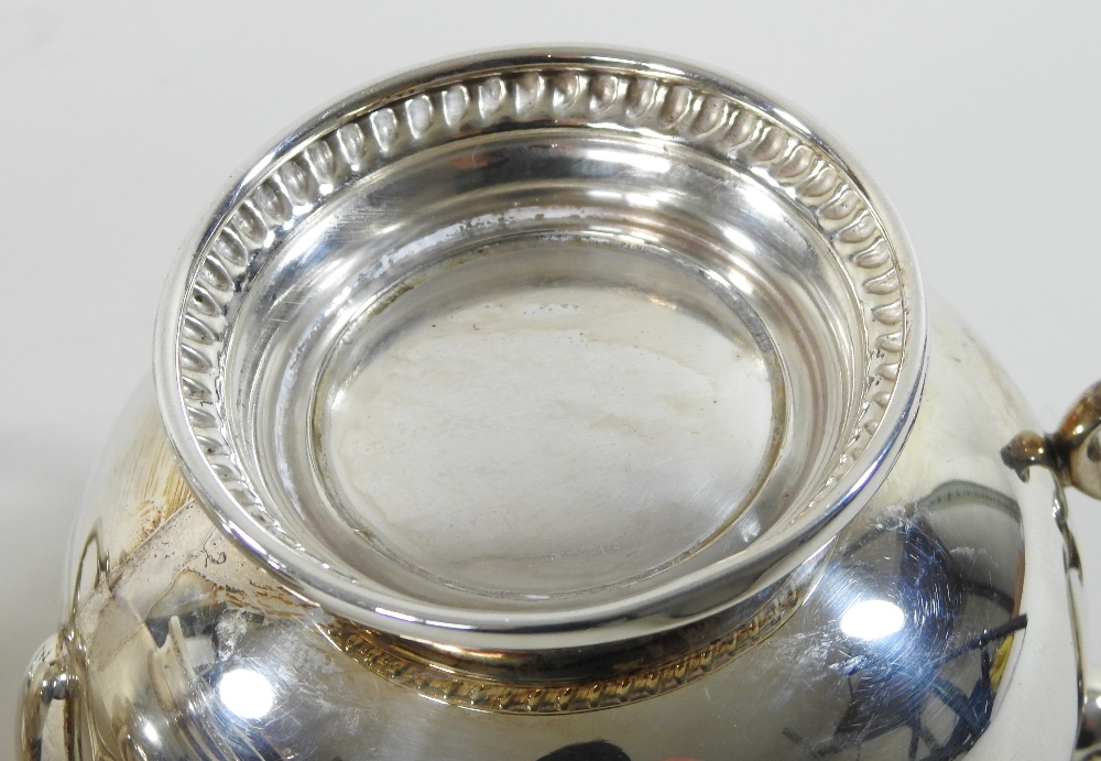 A modern silver cream jug, of circular pedestal shape, 145g, - Image 8 of 9