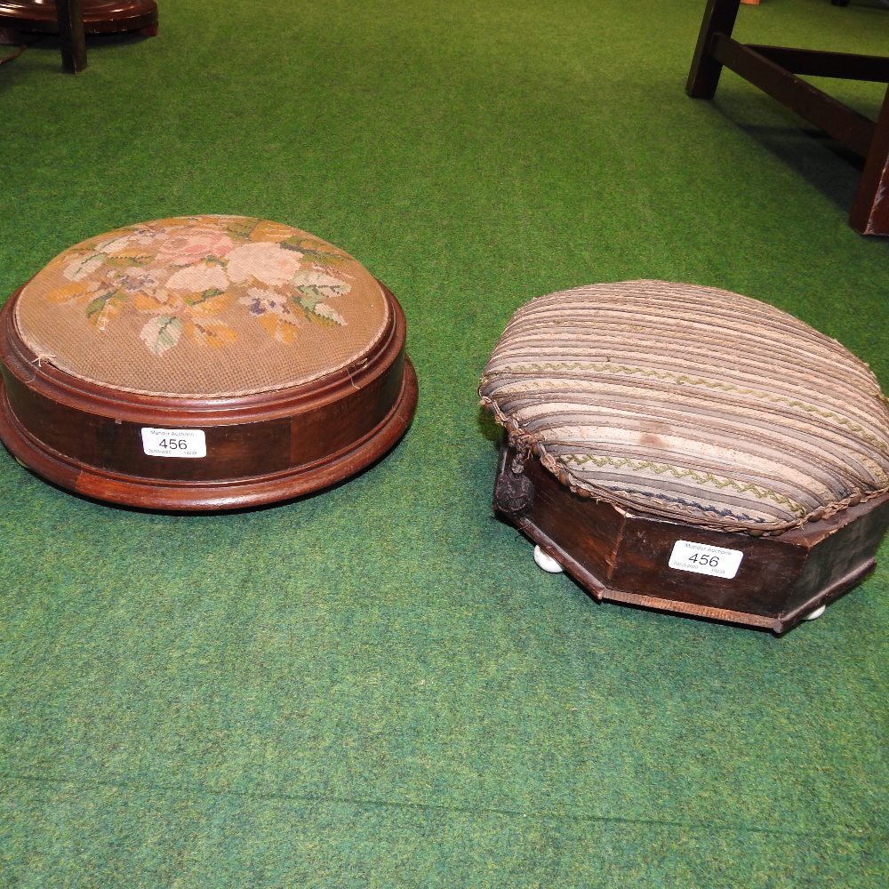 An Edwardian mahogany corner chair, - Image 9 of 10