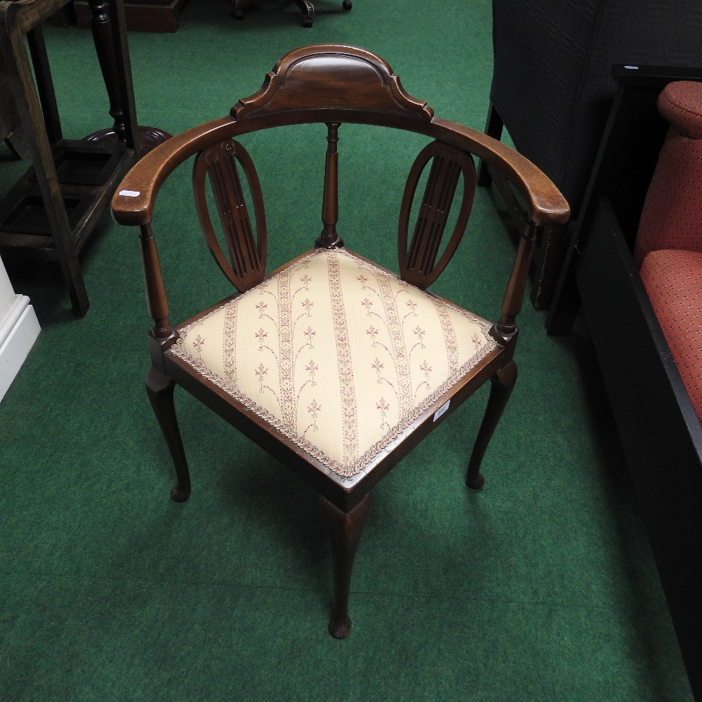 An Edwardian mahogany corner chair, - Image 3 of 10