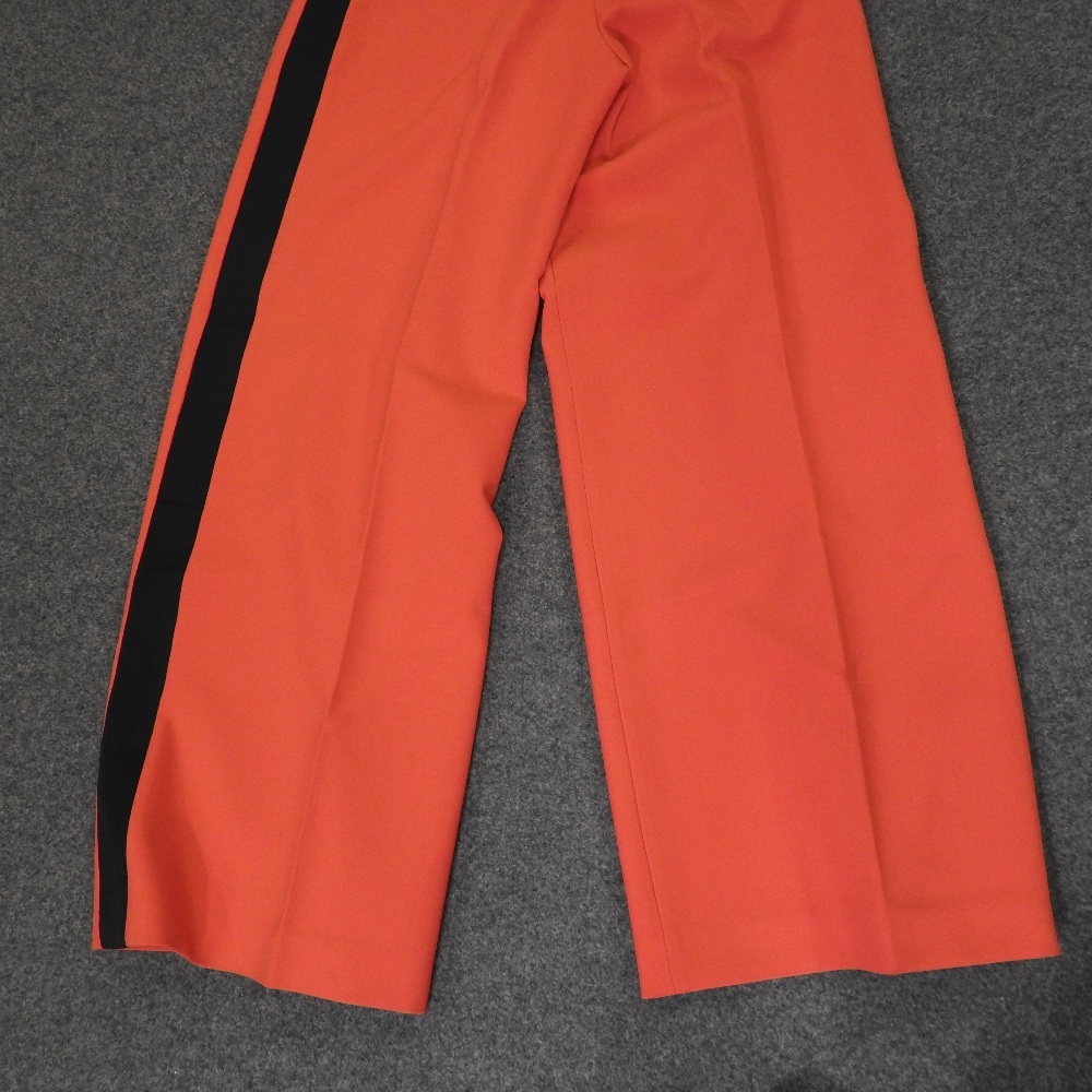 A pair of Amanda Wakeley red wide leg trousers, a pair of Amanda Wakeley green wide leg trousers, - Image 6 of 11