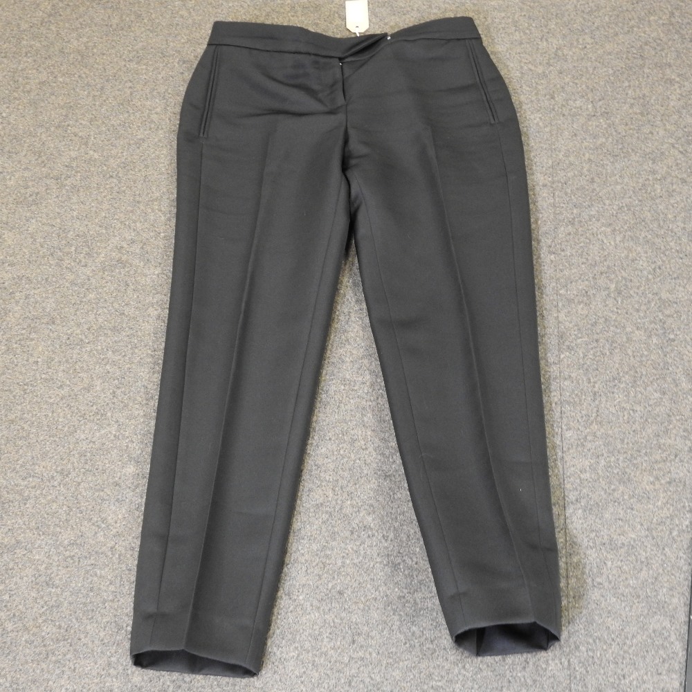 A pair of Amanda Wakeley red wide leg trousers, a pair of Amanda Wakeley green wide leg trousers, - Image 10 of 11