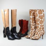 A Sergio Rossi giraffe skin pattern ladies knee high boots, size 37,