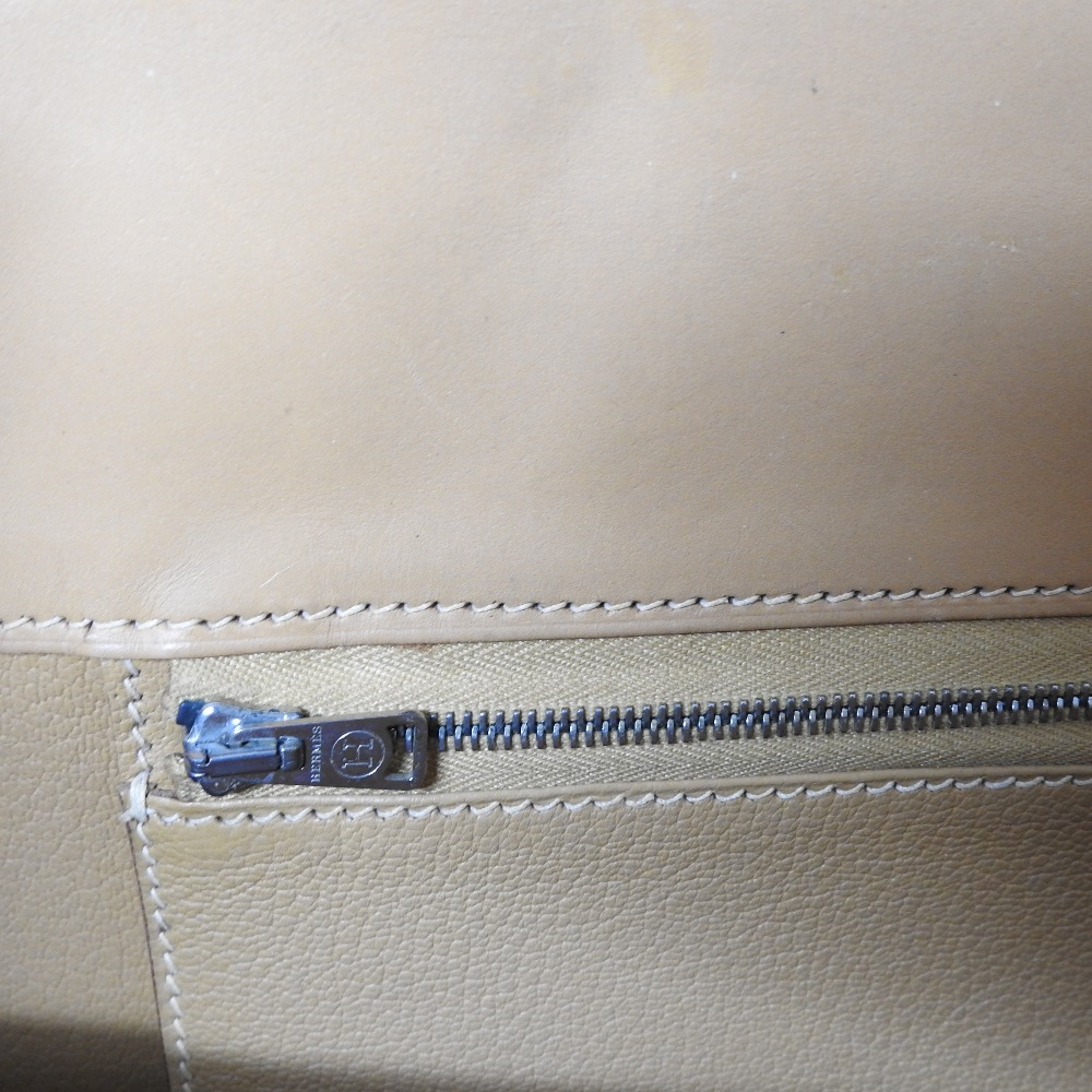 An Hermes tan leather White Bus tote bag, - Image 7 of 12