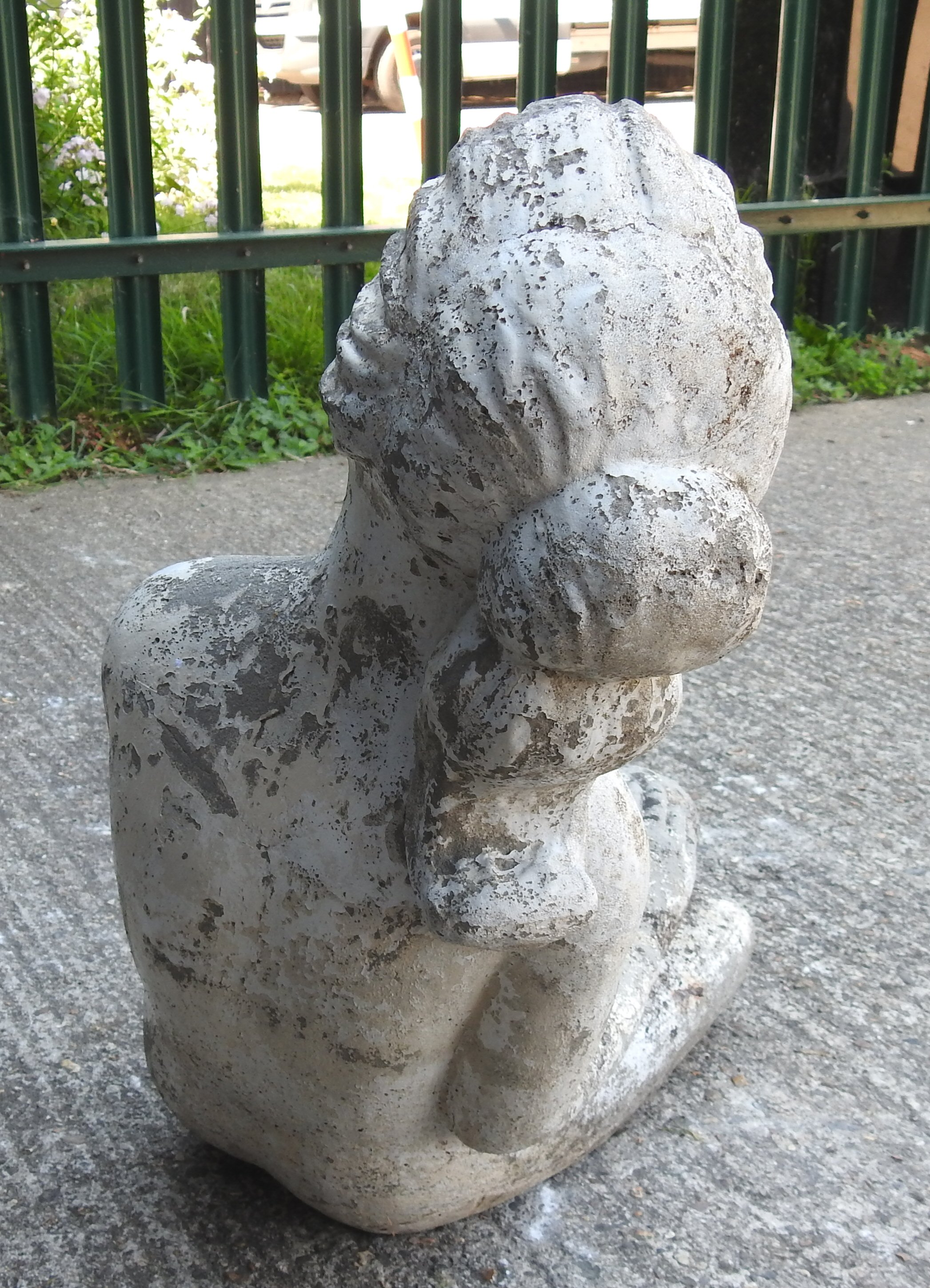 A reconstituted stone garden water feature, in the form a mermaid, - Image 4 of 7