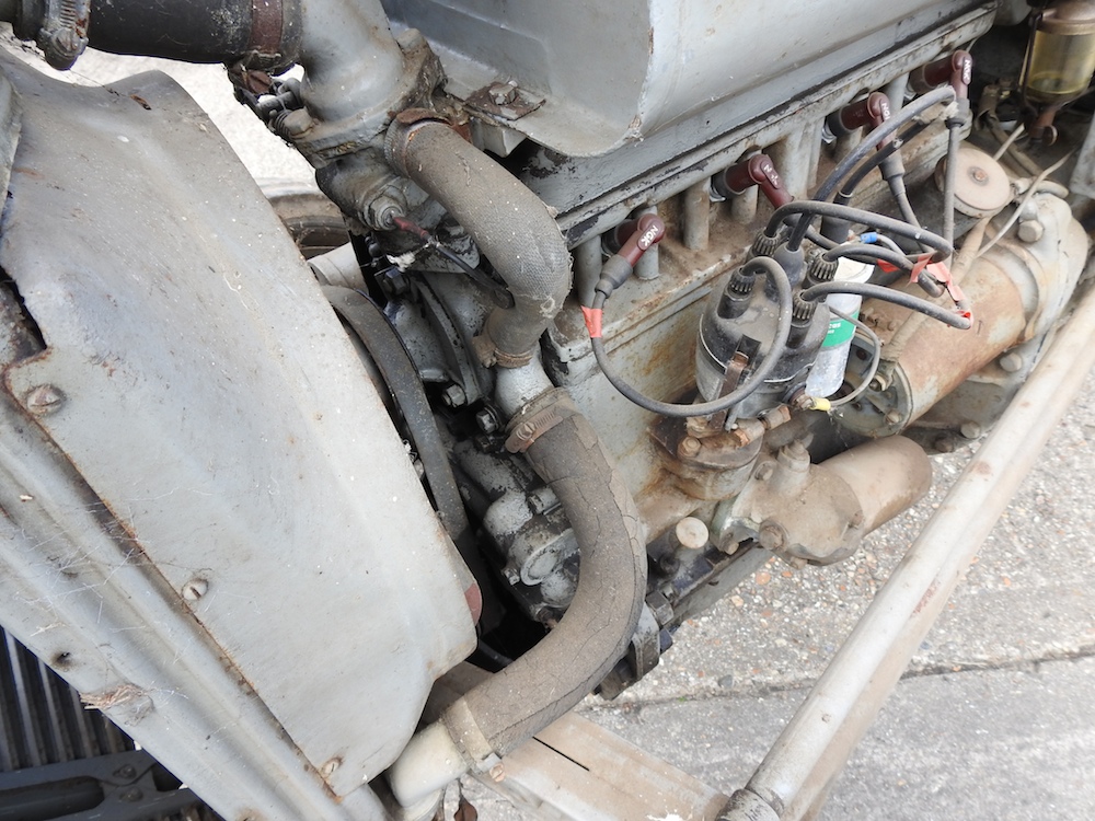 A barn find grey Ferguson TE20 tractor, circa 1949, registration TSV 837. No documents. - Image 24 of 36