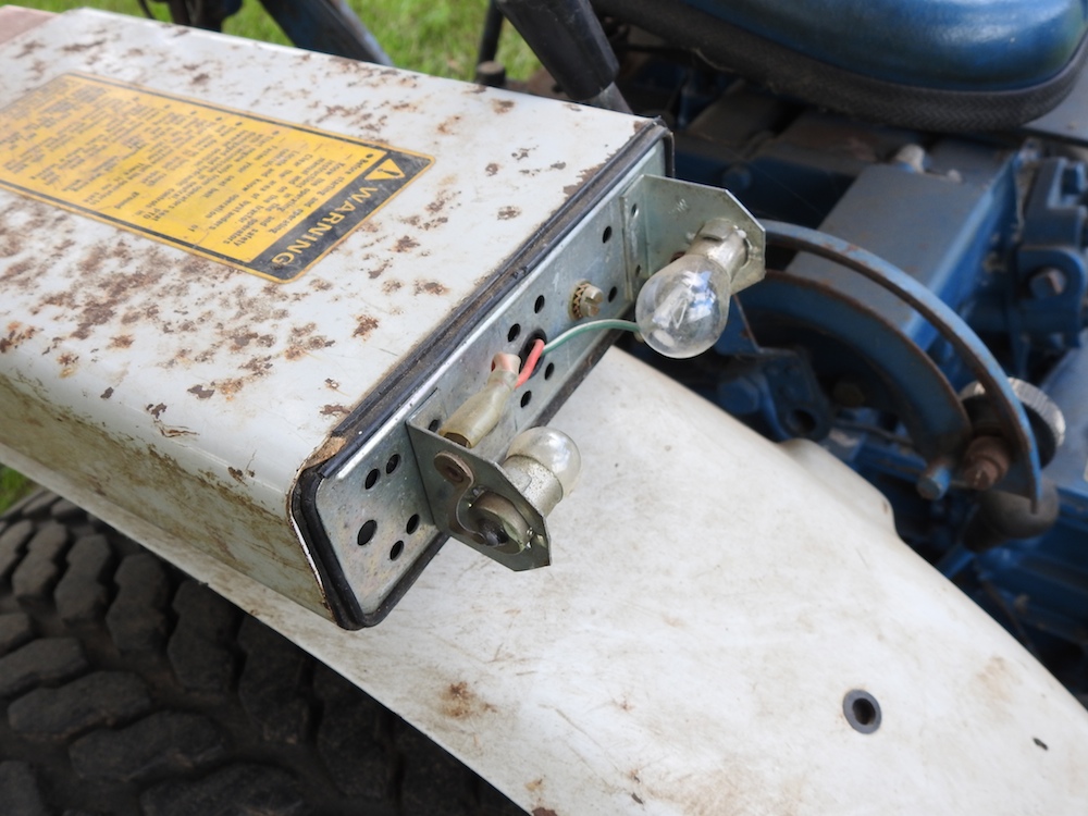 A barn find blue 1980's Ford 1210 compact tractor - Image 15 of 38