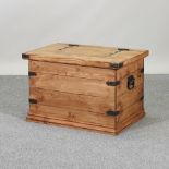 A pine blanket box,