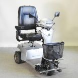 A Quingo Vitess mobility scooter,