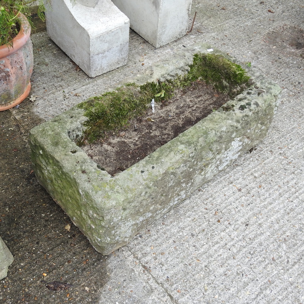 An antique carved stone water trough, - Image 2 of 7