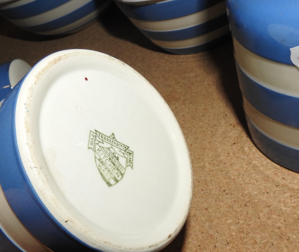 A collection of early 20th century Cornish ware pottery, to include T G Green, - Image 5 of 14